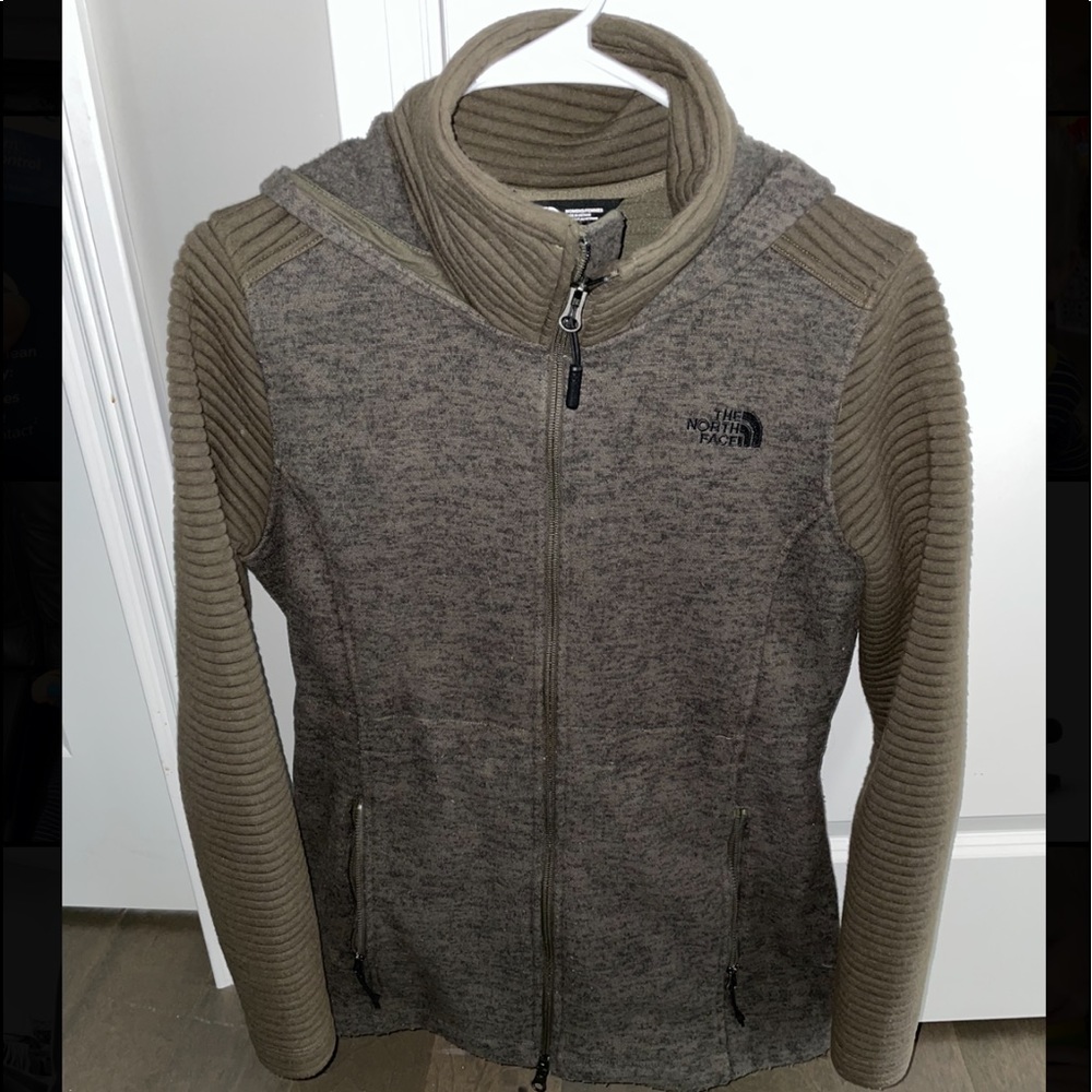 Women’s North Face Jacket